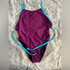 Jolyn Jackson ll contrast. Size 28